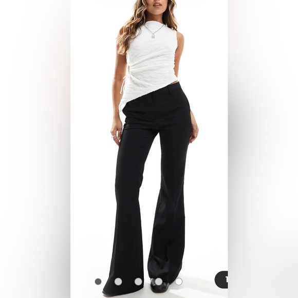 Monki tailored flare pants in black - Picture 4 of 4